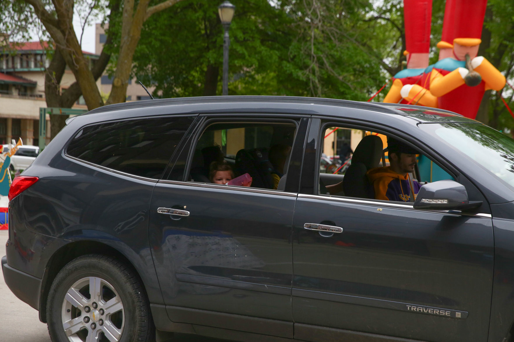 Downtown Mason City Reverse Parade (19).jpg